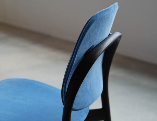 Iquo Collection Armless Chair